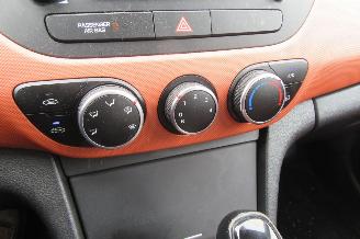 Hyundai I-10 Motion Comfort Automaat picture 15