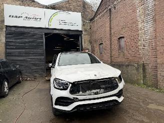 damaged passenger cars Mercedes GLC 200d / AMG / MOTOR GEARBOX OK / AUTOMAAT 2019/1