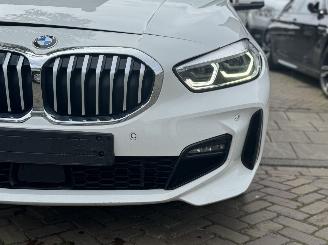 BMW 1-serie 118i M PAKKET AUTOMAAT SCHUIFDAK picture 2