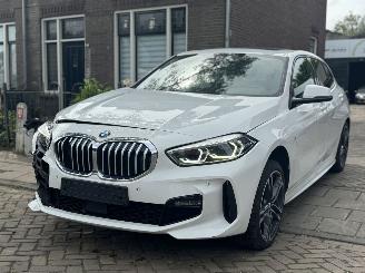 BMW 1-serie 118i M PAKKET AUTOMAAT SCHUIFDAK picture 3