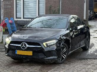 uszkodzony samochody osobowe Mercedes A-klasse A180 Benzine automaat sfeerverlichting 2020/1