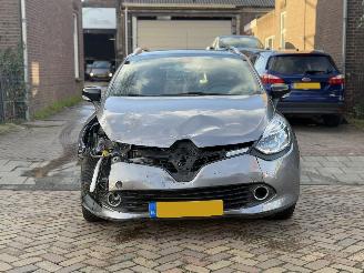 Renault Clio Estate 0.9 TCe Night&Day picture 2