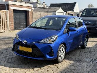 damaged passenger cars Toyota 9000 1.5 VVT-i Active LPG NAP !!! 2019/1