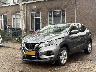 Vaurioauto  passenger cars Nissan Qashqai 1.2 Acenta 2018/1