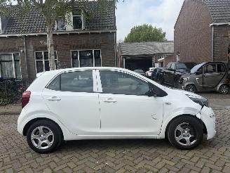 Kia Picanto AIRCO 1.0 CVVT EconomyPlusLine picture 6