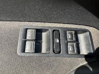 Volkswagen Polo 1.4 TDI BlueMotion picture 13