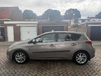 Toyota Auris 1.8 Hybrid Aspiration picture 14