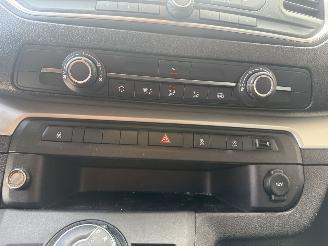Opel Vivaro 2.0 CDTI L3H1 DC Edition AUTOMAAT NAP picture 18