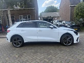 Audi A3 40 TFSI S Line PANO picture 8