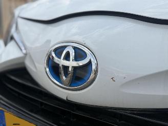 Toyota Yaris 1.5 Hybrid Dynamic AUTOMAAT NAP picture 3