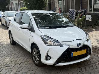 Toyota Yaris 1.5 Hybrid Dynamic AUTOMAAT NAP picture 2