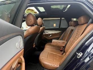 Mercedes E-klasse E200d AMG PANO picture 20