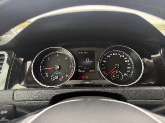 Volkswagen Golf 2.0 TDI HiGHLINE AUTOMAAT picture 24