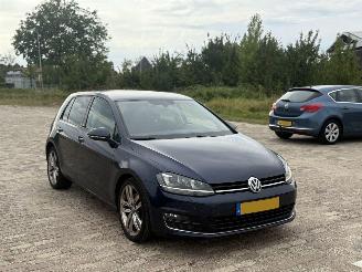 Volkswagen Golf 2.0 TDI HiGHLINE AUTOMAAT picture 4