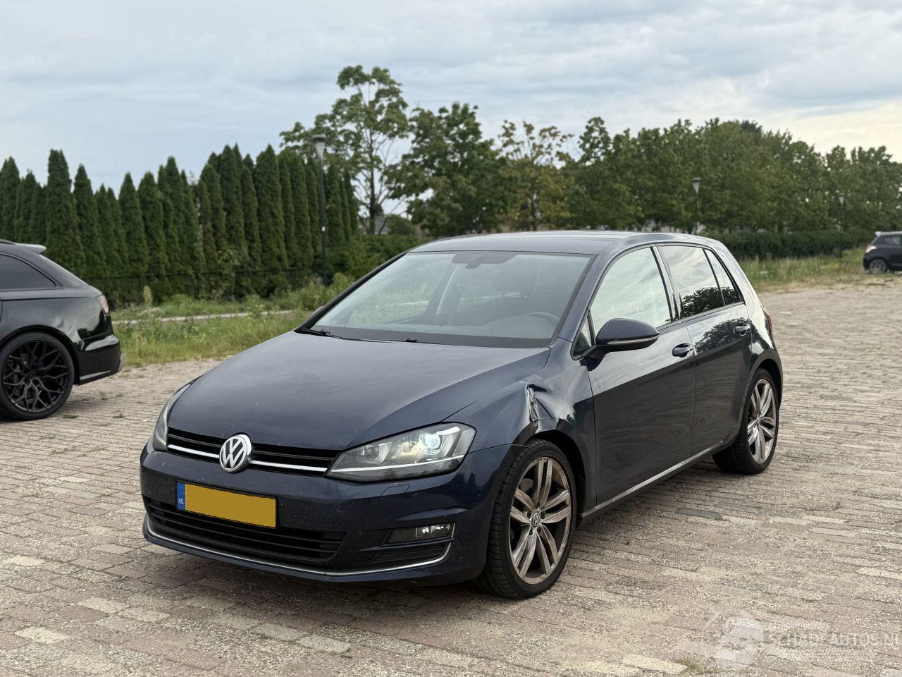 Volkswagen Golf 2.0 TDI HiGHLINE AUTOMAAT