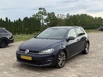 Vaurioauto  passenger cars Volkswagen Golf 2.0 TDI HiGHLINE AUTOMAAT 2017/1