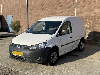 Vaurioauto  passenger cars Volkswagen Caddy 1.6 TDI L1 H1 2015/1