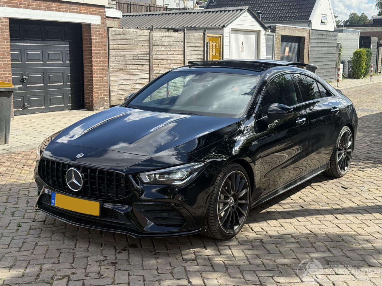 Mercedes AMG CLA35 4 MATIC