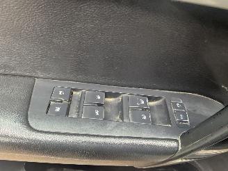 Chevrolet Captiva 2.0 VCDI Executive grijs kenteken picture 13