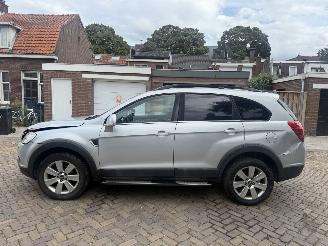 Chevrolet Captiva 2.0 VCDI Executive grijs kenteken picture 12