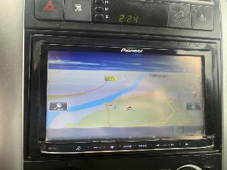 Chevrolet Captiva 2.0 VCDI Executive grijs kenteken picture 25
