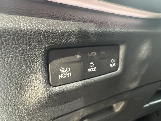 Volkswagen Tiguan 2.0 TDI GOAL Nieuwste model! picture 19