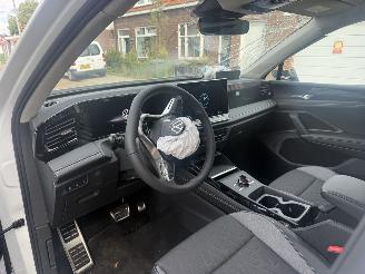 Volkswagen Tiguan 2.0 TDI GOAL Nieuwste model! picture 18
