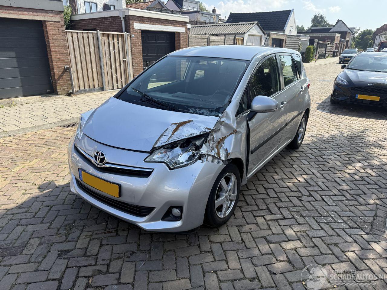 Toyota Verso S 1.3 VVT-i Aspiration AUTOMAAT NAP !