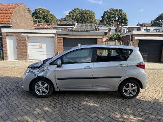 Toyota Verso S 1.3 VVT-i Aspiration AUTOMAAT NAP ! picture 9