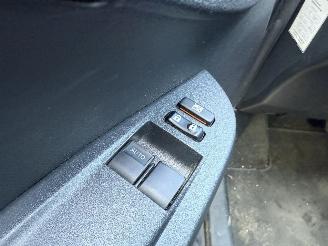 Toyota Verso S 1.3 VVT-i Aspiration AUTOMAAT NAP ! picture 13