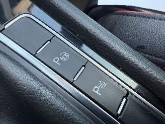 Volkswagen Golf 2.0 TSI GTI Performance picture 20