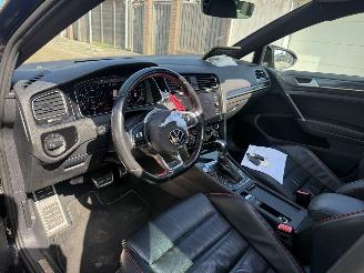 Volkswagen Golf 2.0 TSI GTI Performance picture 26
