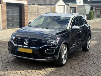 uszkodzony samochody osobowe Volkswagen T-Roc 1.0 TSI R LINE NAP! 2018/1