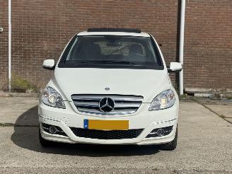 Mercedes B-klasse B200 / AUTOMAAT / NAP!!! picture 5