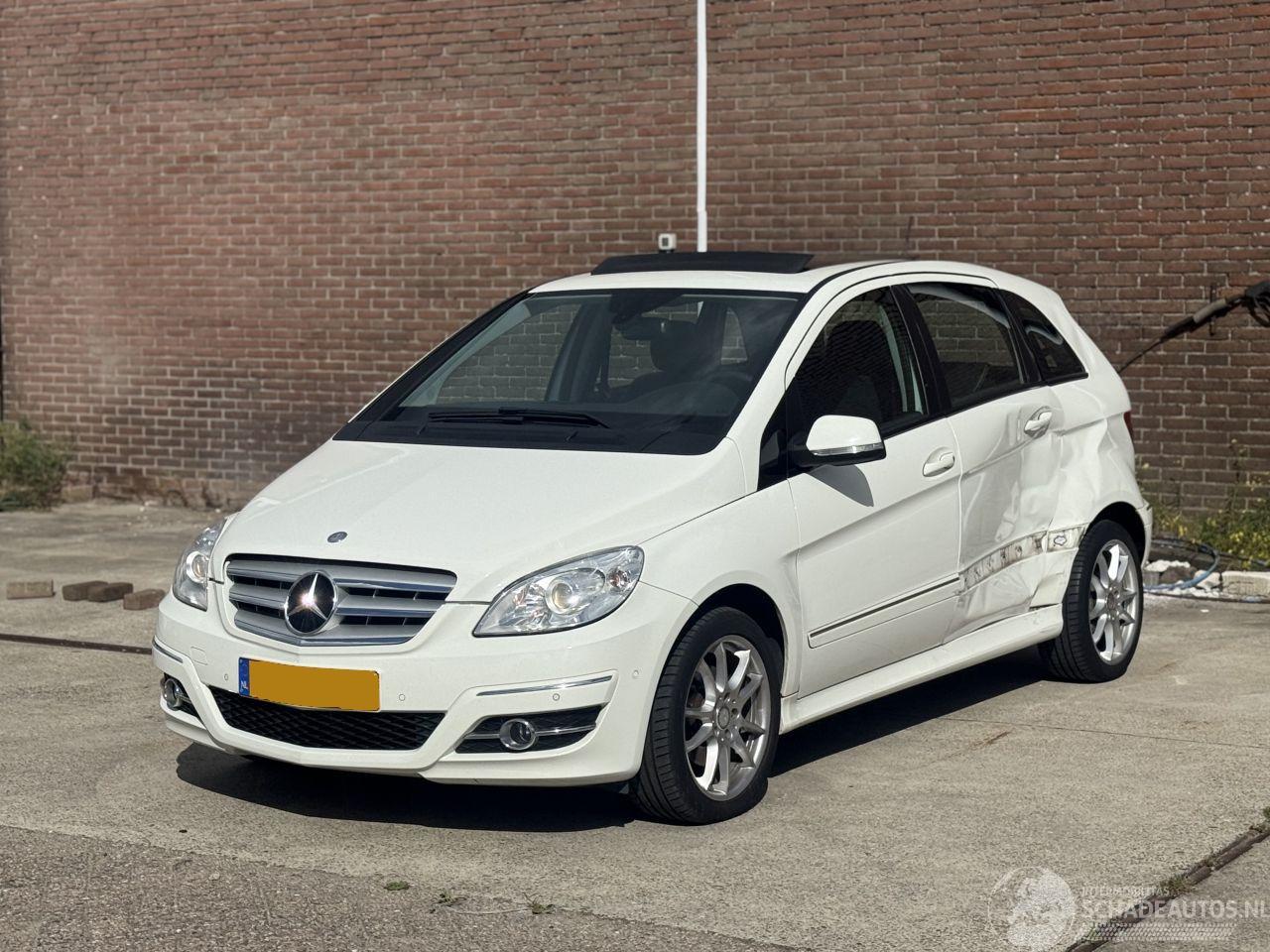 Mercedes B-klasse B200 / AUTOMAAT / NAP!!!