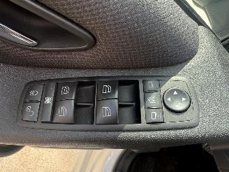 Mercedes B-klasse B200 / AUTOMAAT / NAP!!! picture 16
