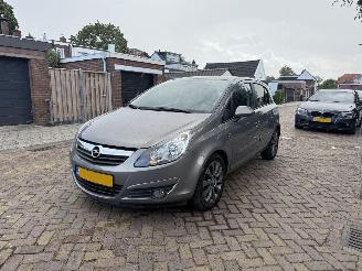 Opel Corsa 1.2-16V \'111\' Edition picture 2