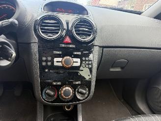 Opel Corsa 1.2-16V \'111\' Edition picture 12