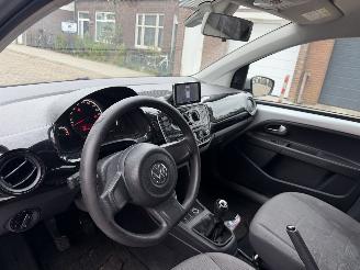Volkswagen Up! 1.0 move up bluemotion picture 16
