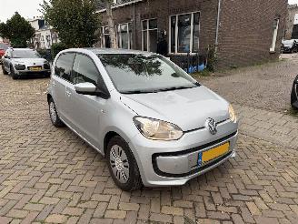 Volkswagen Up! 1.0 move up bluemotion picture 6