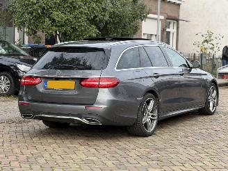 Mercedes E-klasse E200d / AMG / PANO picture 8
