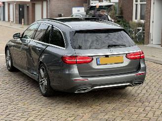 Mercedes E-klasse E200d / AMG / PANO picture 11