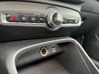 Volvo XC40 1.5 T5 Twin Engine Momentum Pro picture 29