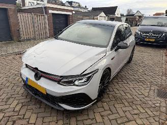Schadeauto Volkswagen Golf 2.0 GTI CLUBSPORT 300 PK !! 2021/1