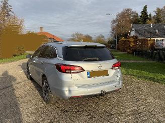Opel Astra 1.6 Cdti SPORTS TOURER+ picture 8