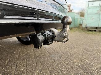 Volvo Xc-60 2.0 T8 R DESIGN AWD picture 14