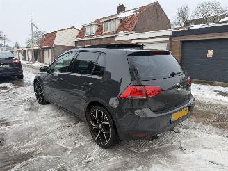 Volkswagen Golf 2.0 TDI AUTOMAAT 150 PK PANO picture 12
