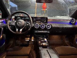 Mercedes A-klasse A200 AMG PAKKET PANO SFEER picture 19