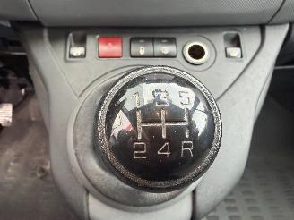 Peugeot Partner 1.6 BlueHDi 75 L1 Première EURO 6 picture 7