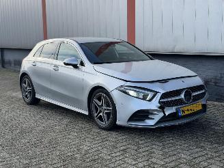 damaged passenger cars Mercedes A-klasse A180d AMG SFEER AUTOMAAT 2019/1